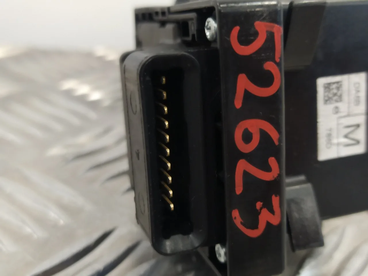 Mando Limpia para Mazda 2 Lim. ()