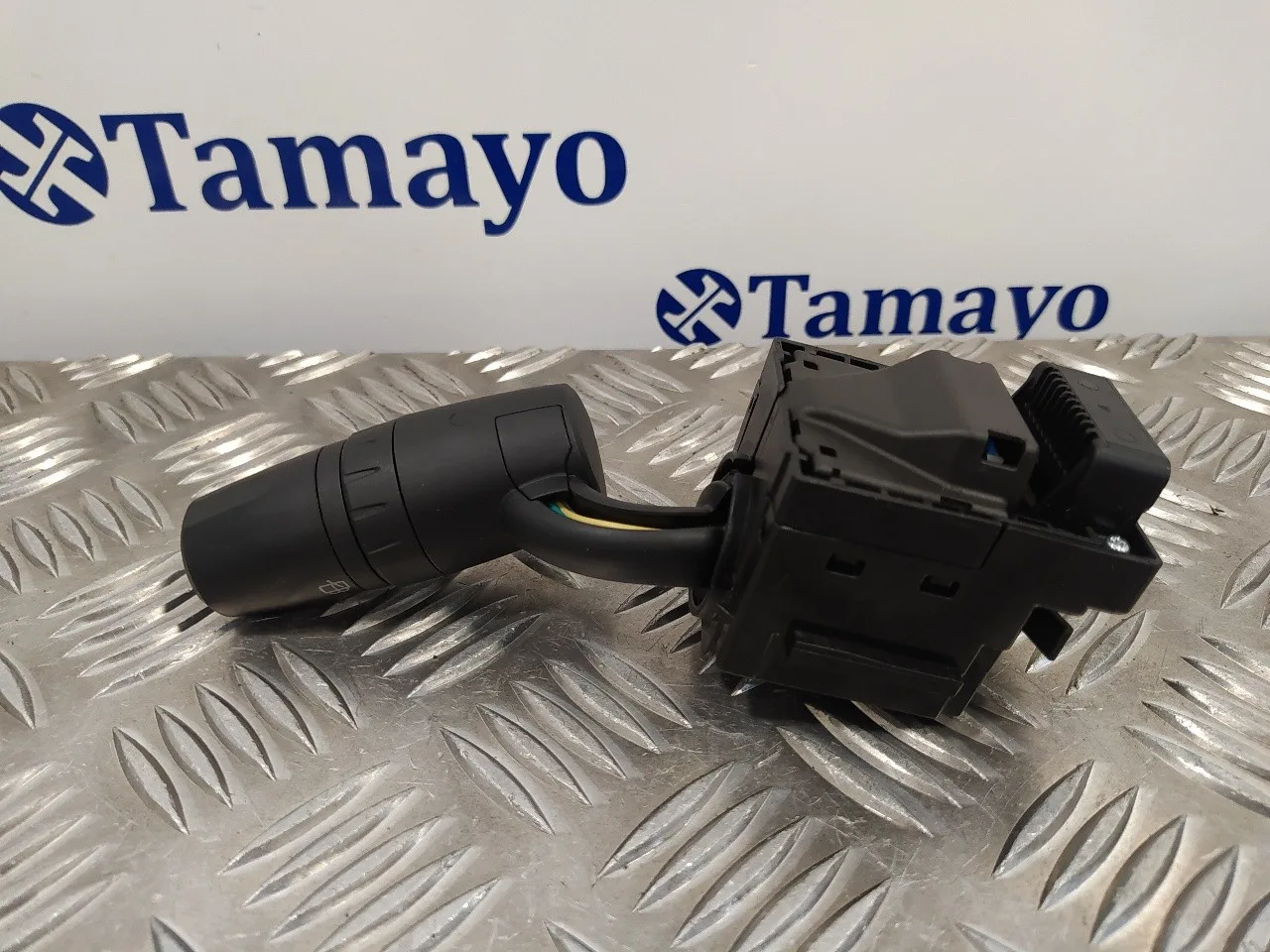 Mando Limpia para Mazda 2 Lim. ()