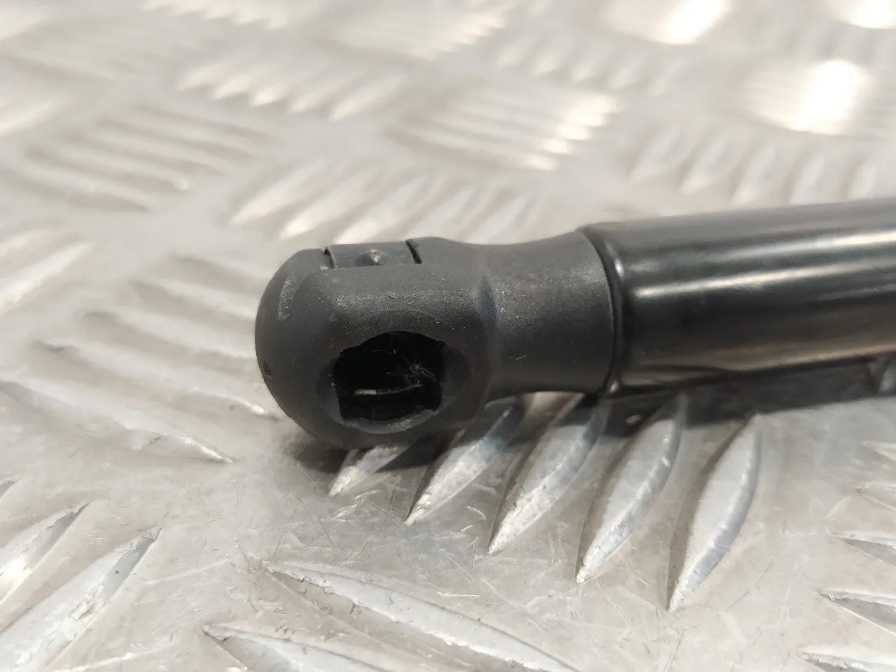 Amortiguadores Capo para Volvo C30