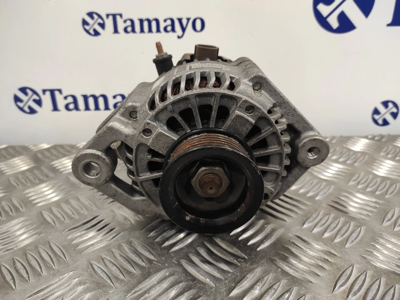 Alternador para Subaru Justy J13