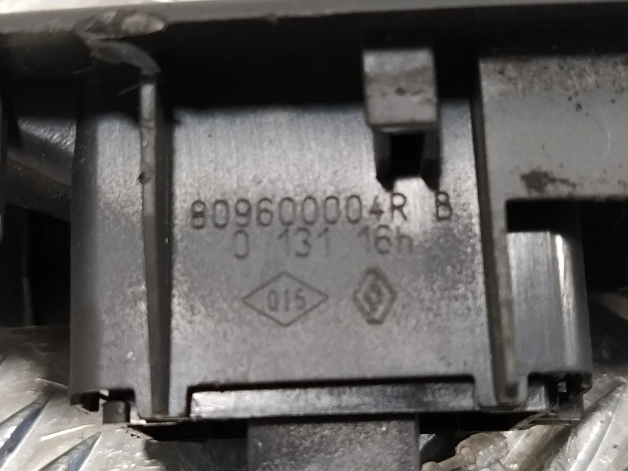 Mando Elevalunas Delantero Derecho para Renault Megane Iii Berlina 5 P