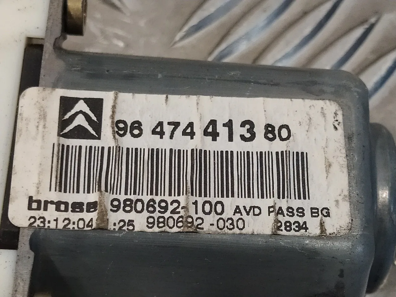 Elevalunas Delantero Derecho para Citroën C4 Berlina