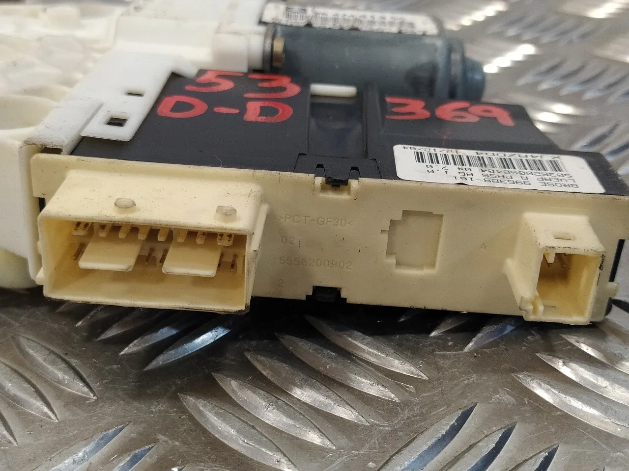Elevalunas Delantero Derecho para Citroën C4 Berlina
