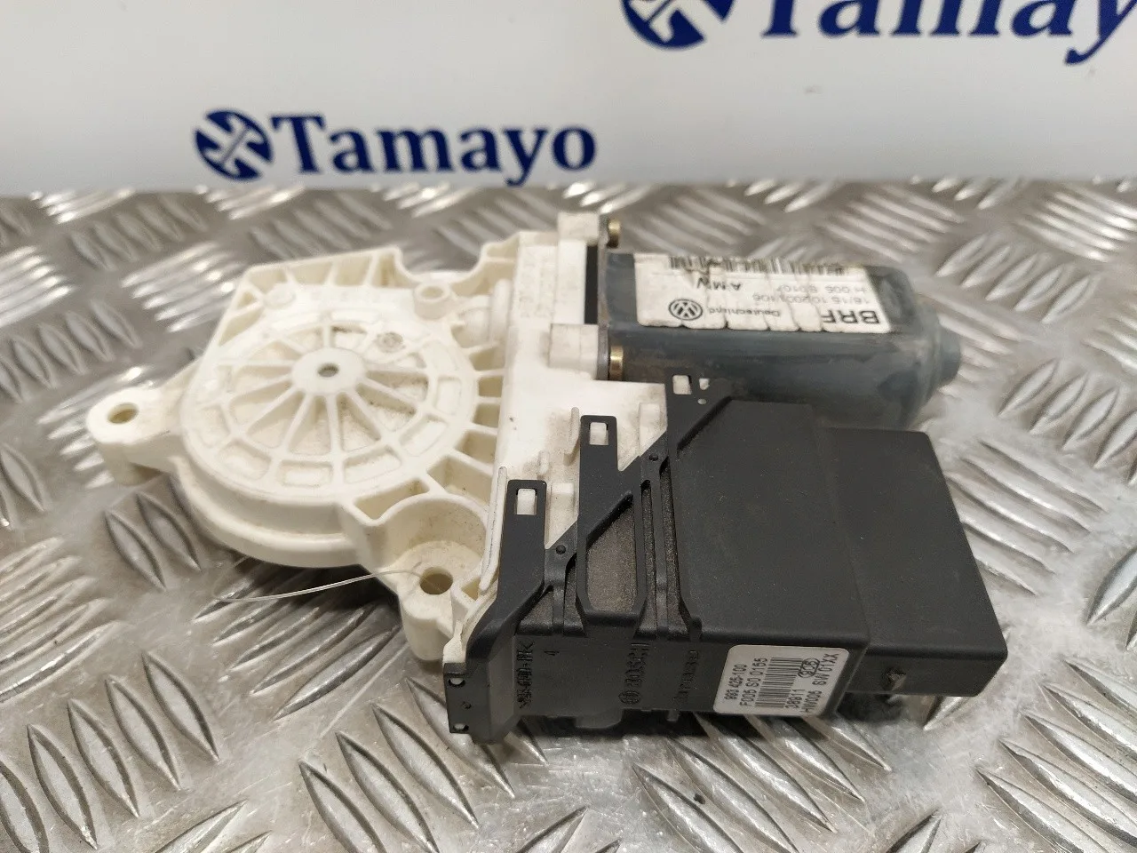 Motor Elevalunas Trasero Derecho para Volkswagen Touran (1T1)