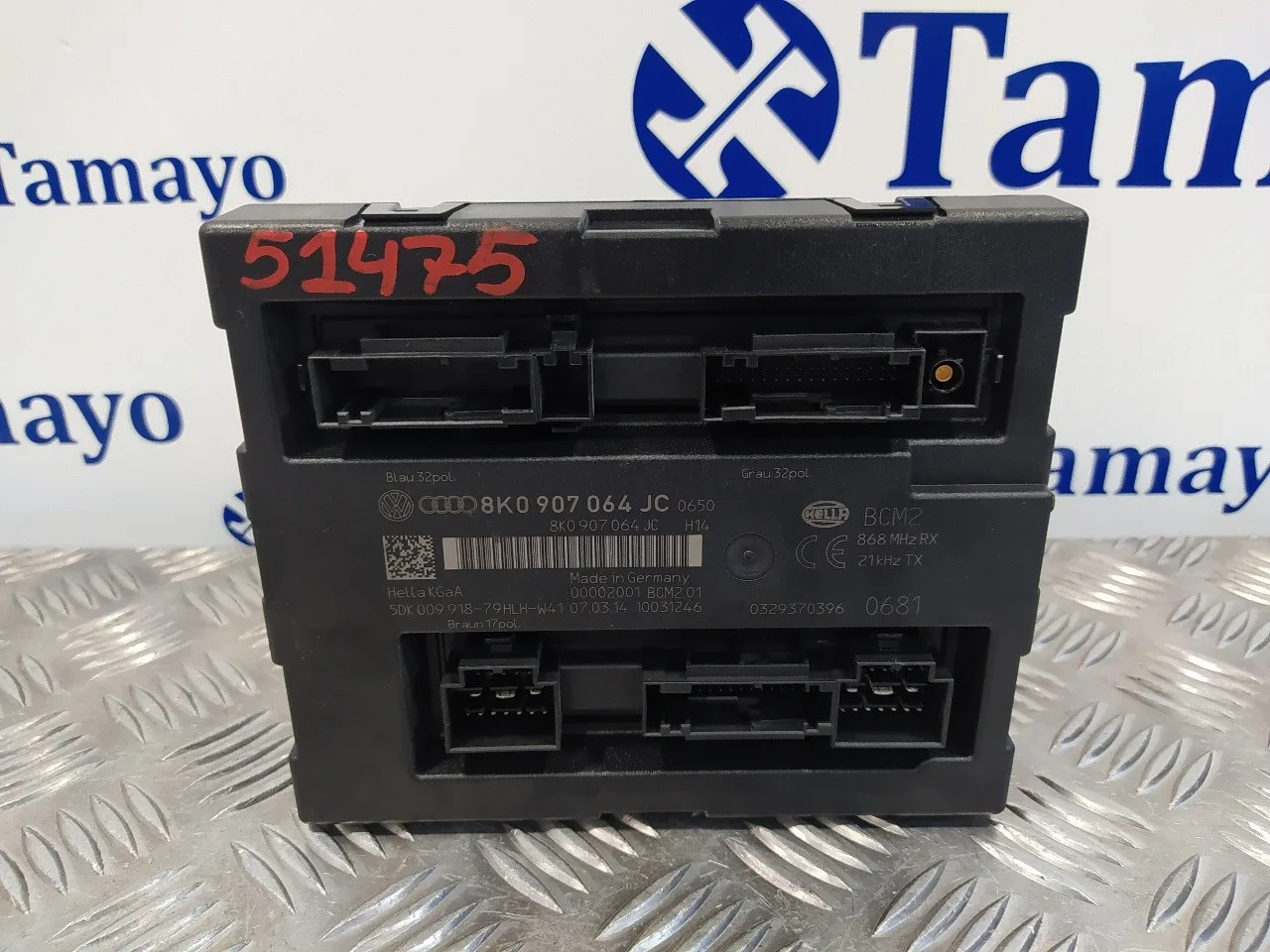 Caja Reles / Fusibles para Audi A4 Avant (8K5) (2008)