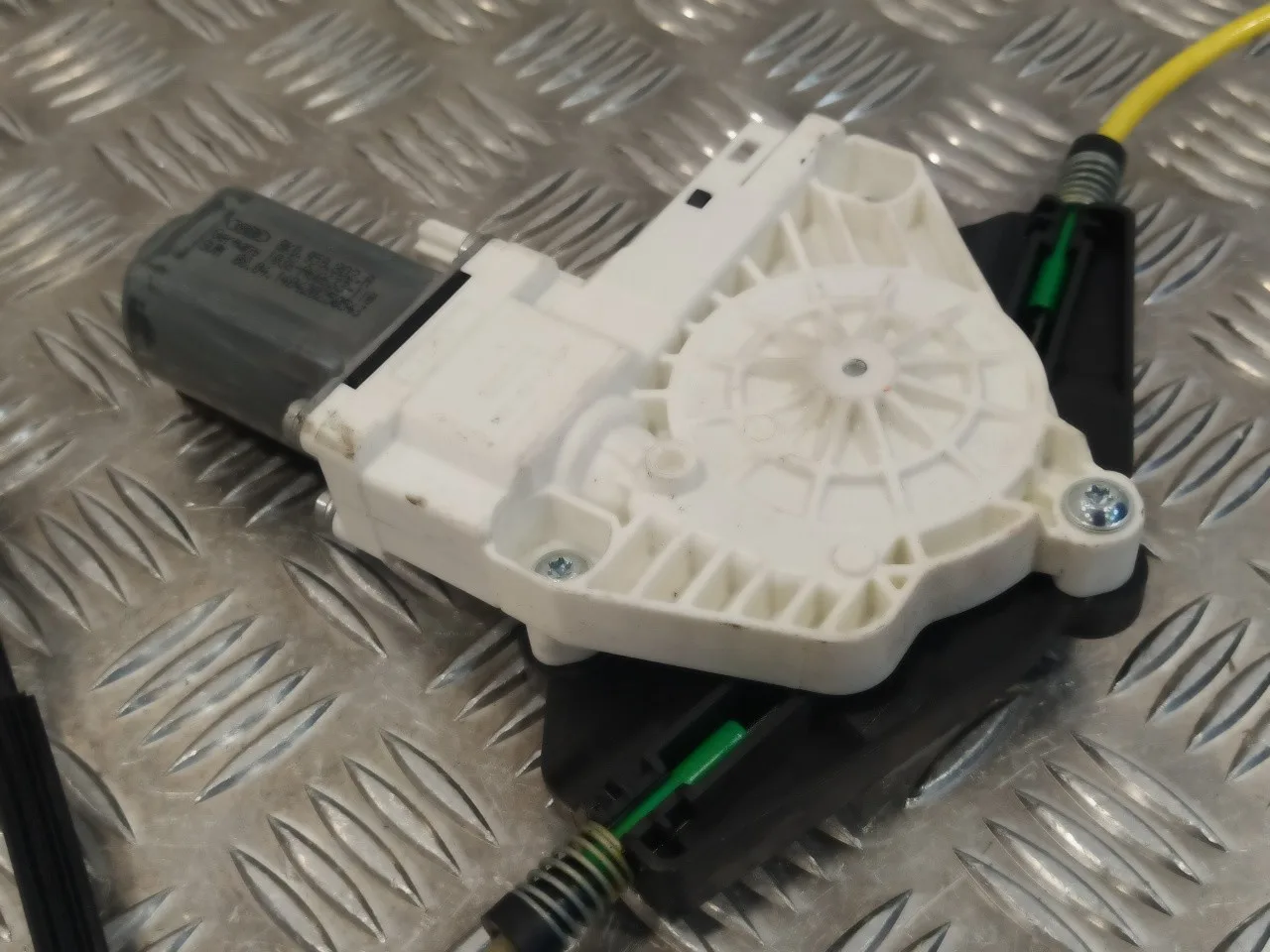 Elevalunas Delantero Derecho para Audi A4 Avant (8K5) (2008)