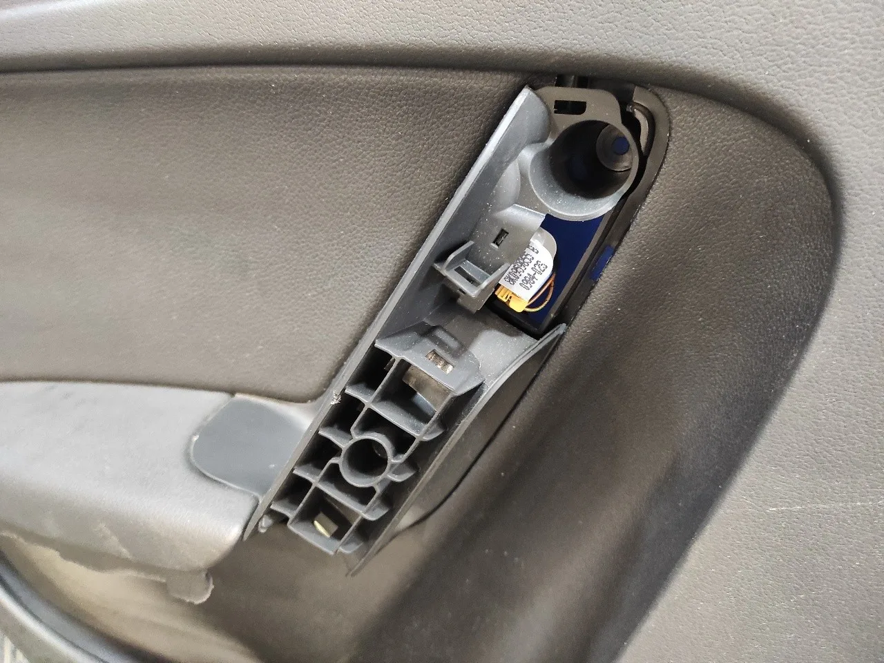 Guarnecido Puerta Trasera Izquierda para Audi A4 Avant (8K5) (2008)