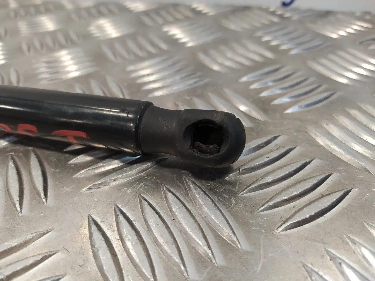 Amortiguadores Maletero / Porton para Audi A4 Avant (8K5) (2008)