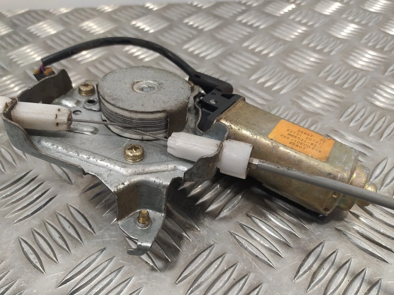 Elevalunas Trasero Izquierdo para Nissan Pick-Up (D22)