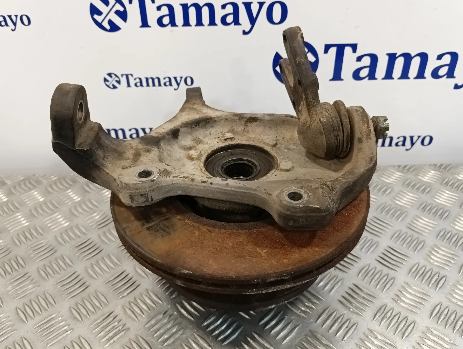 Mangueta Delantera Izquierda para Tata Xenon