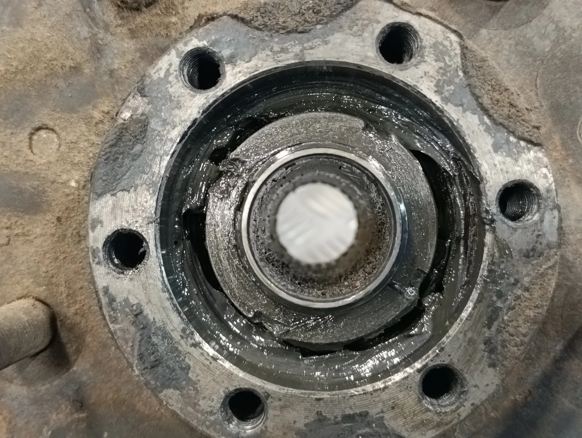 Mangueta Delantera Izquierda para Tata Xenon