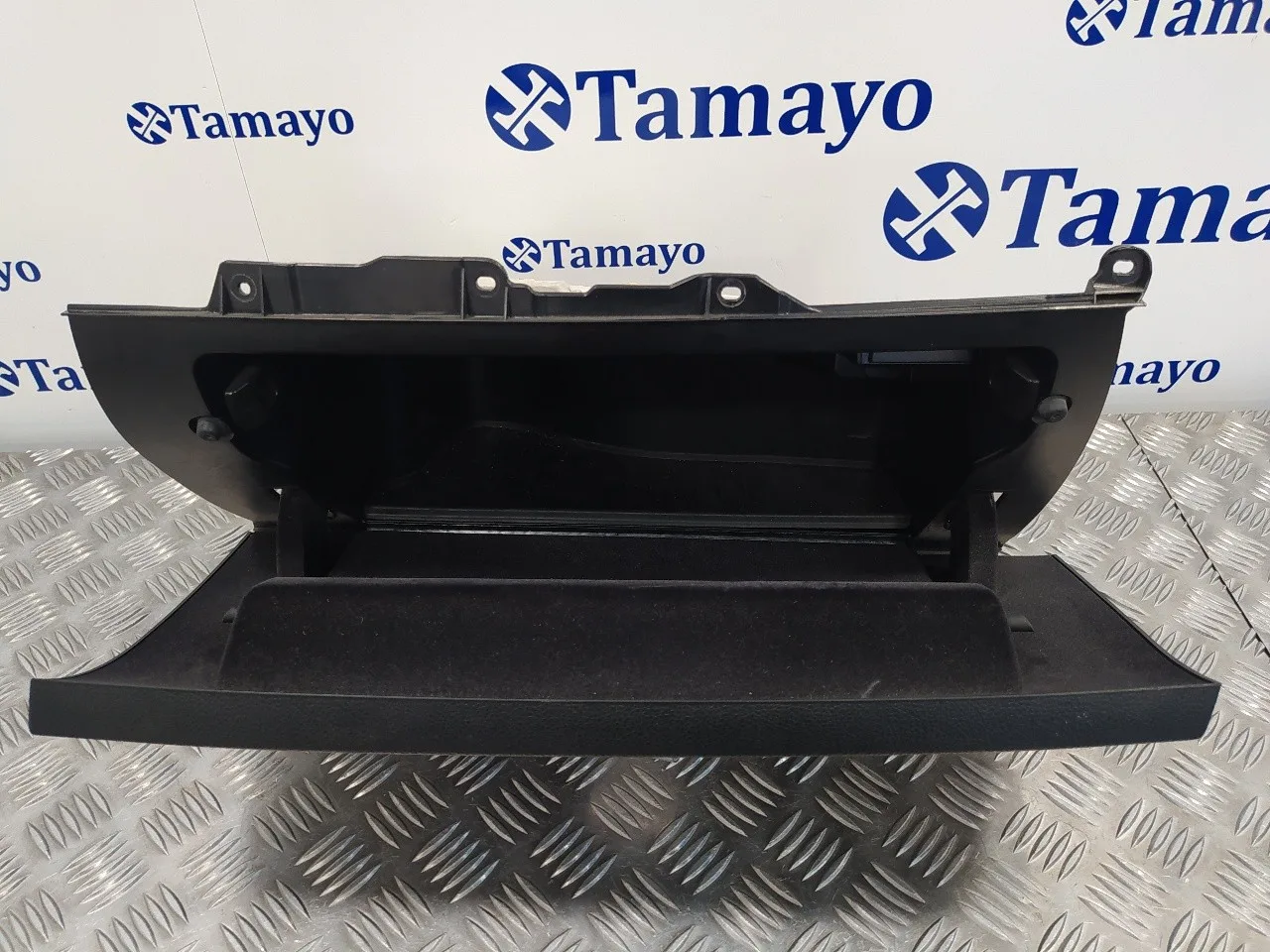 Guantera para Bmw Serie 1 Lim. (F20/F21)