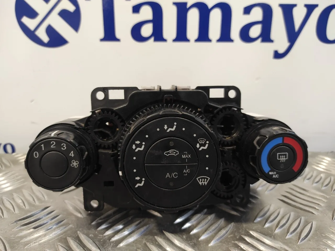 Mando Climatizador para Ford Fiesta (Cb1)