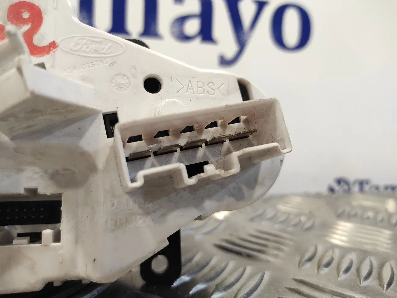Mando Climatizador para Ford Fiesta (Cb1)