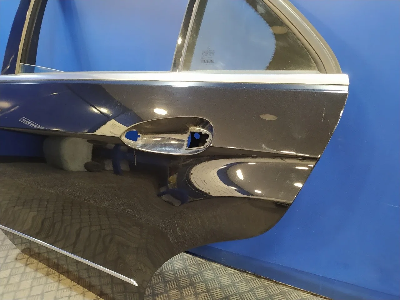 Puerta Trasera Izquierda para Mercedes-Benz Clase E (W212) Lim.