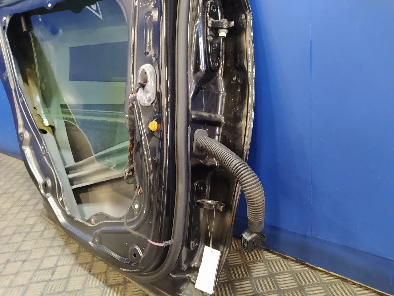 Puerta Trasera Izquierda para Mercedes-Benz Clase E (W212) Lim.