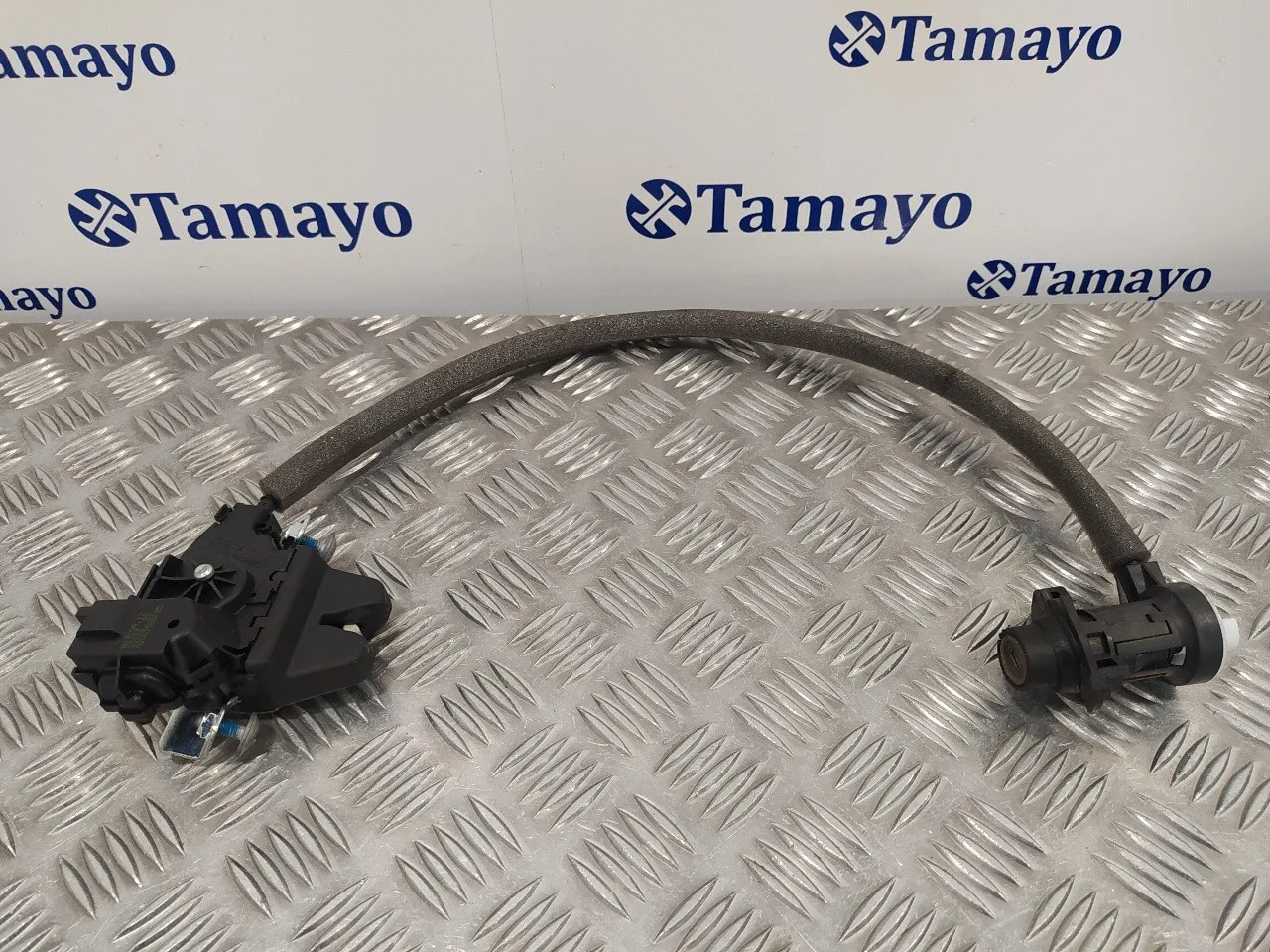 Cerradura Maletero / Porton para Mercedes-Benz Clase E (W212) Lim.