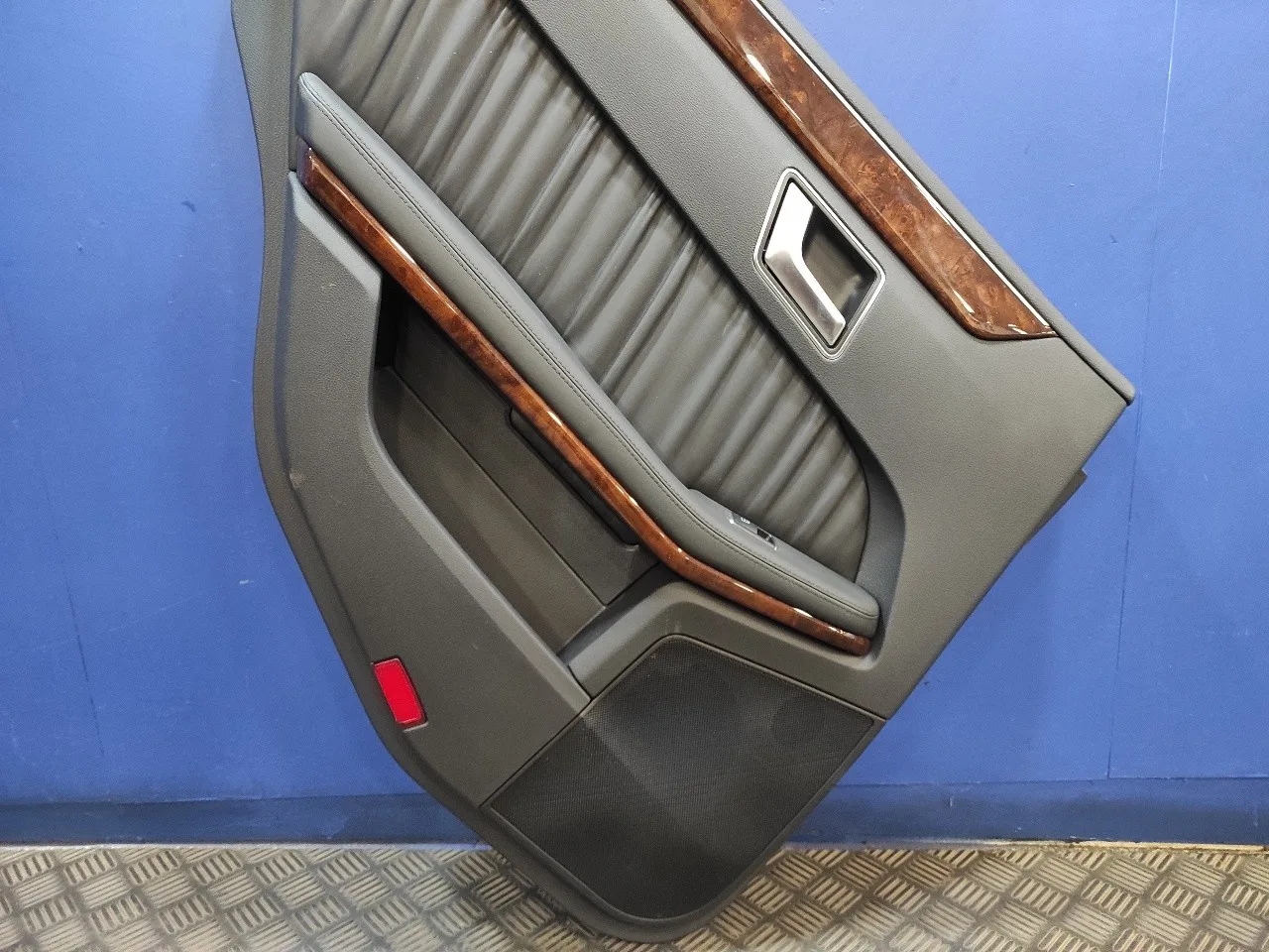 Guarnecido Puerta Trasera Izquierda para Mercedes-Benz Clase E (W212) Lim.