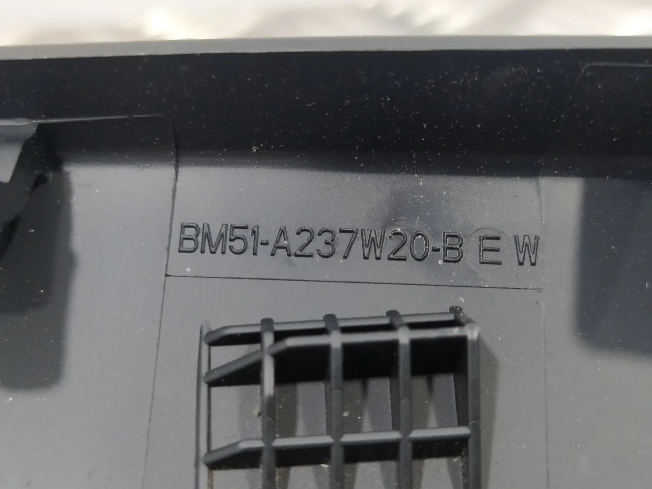 Mando Elevalunas Trasero Derecho para Ford Focus Turn. (Cb8)