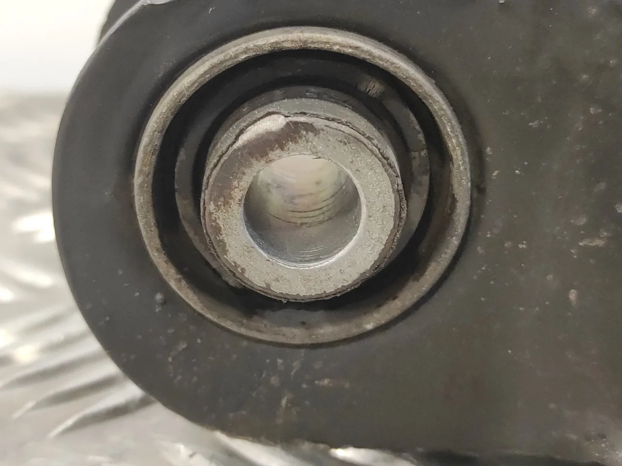 Brazo Suspension Inferior Trasero Derecho para Ford Kuga (Cbv)