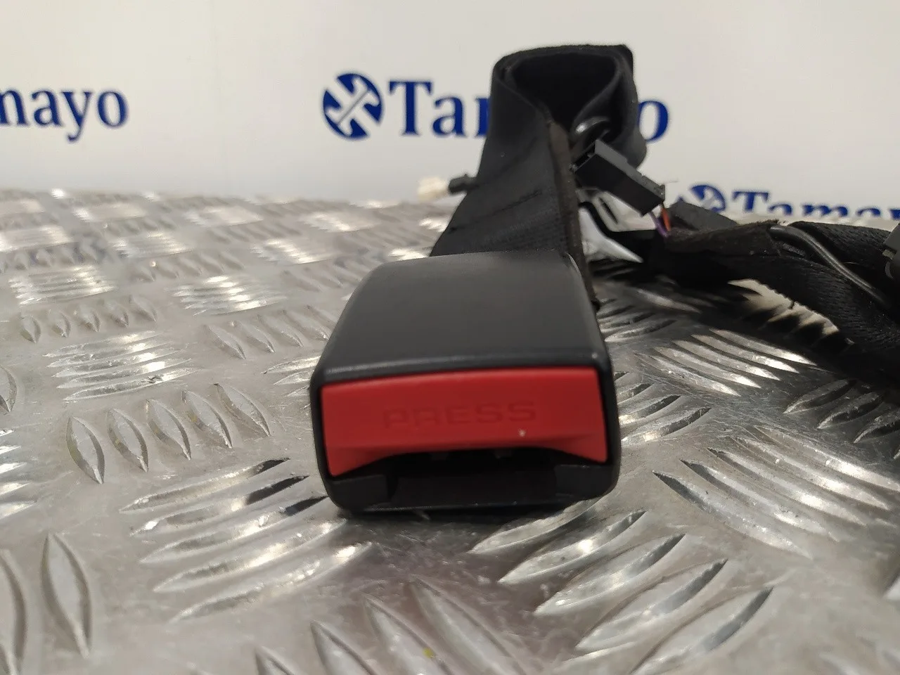 Enganche Cinturon Trasero Central para Bmw Serie 1 Lim. (F20/F21)