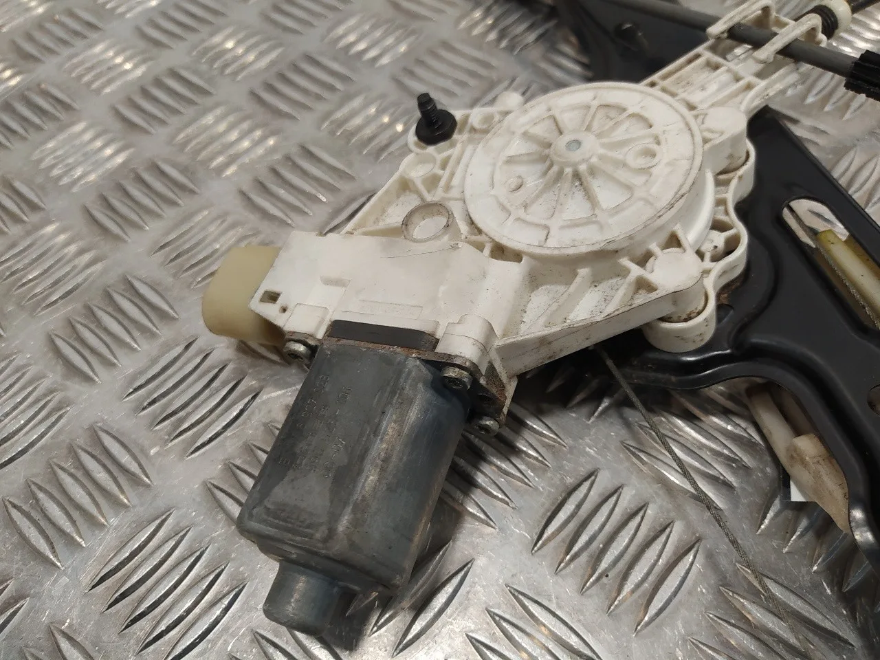 Elevalunas Delantero Derecho para Bmw Serie 1 Berlina (E81/E87)