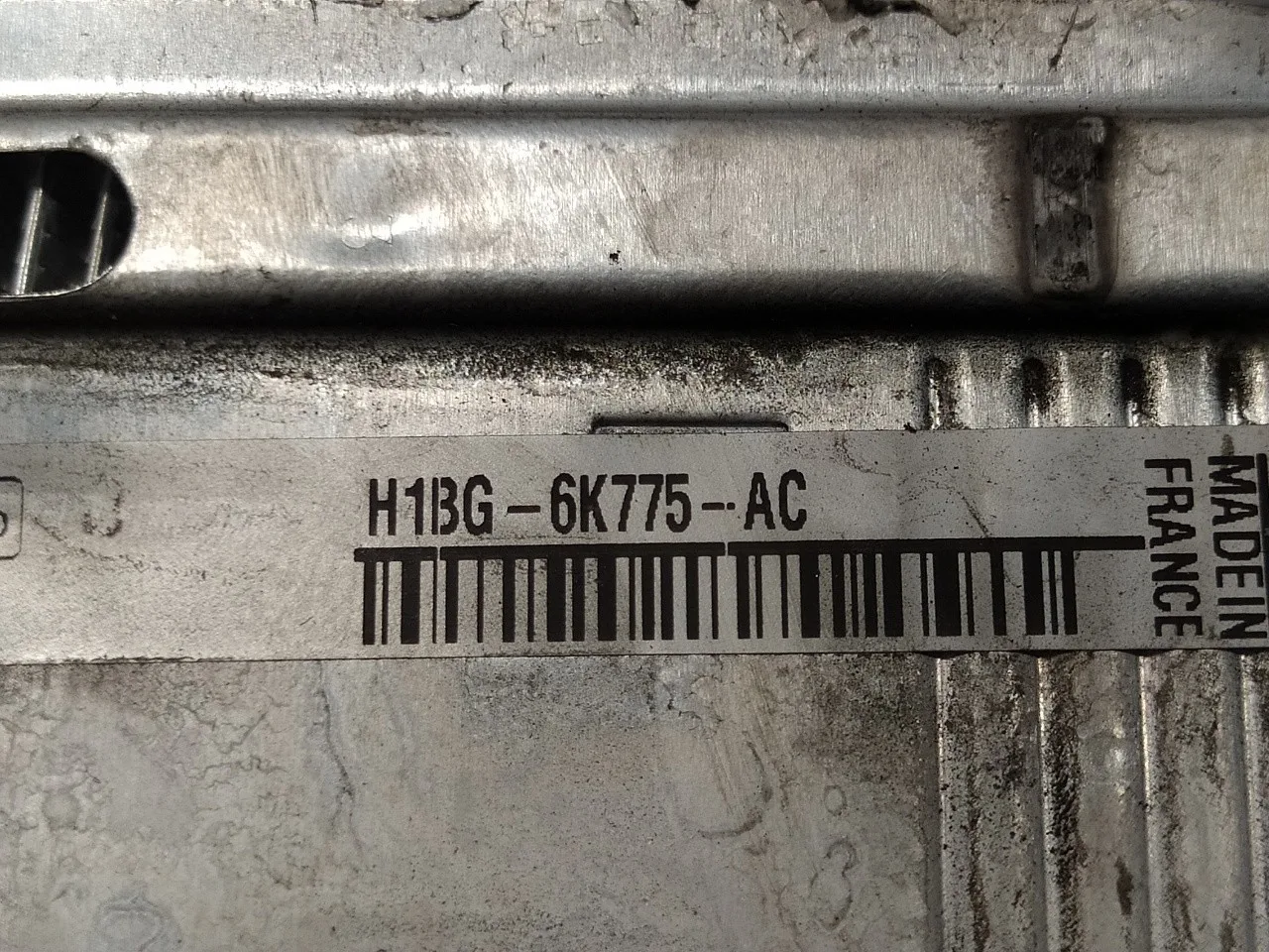 Intercooler para Ford Fiesta (Ce1)