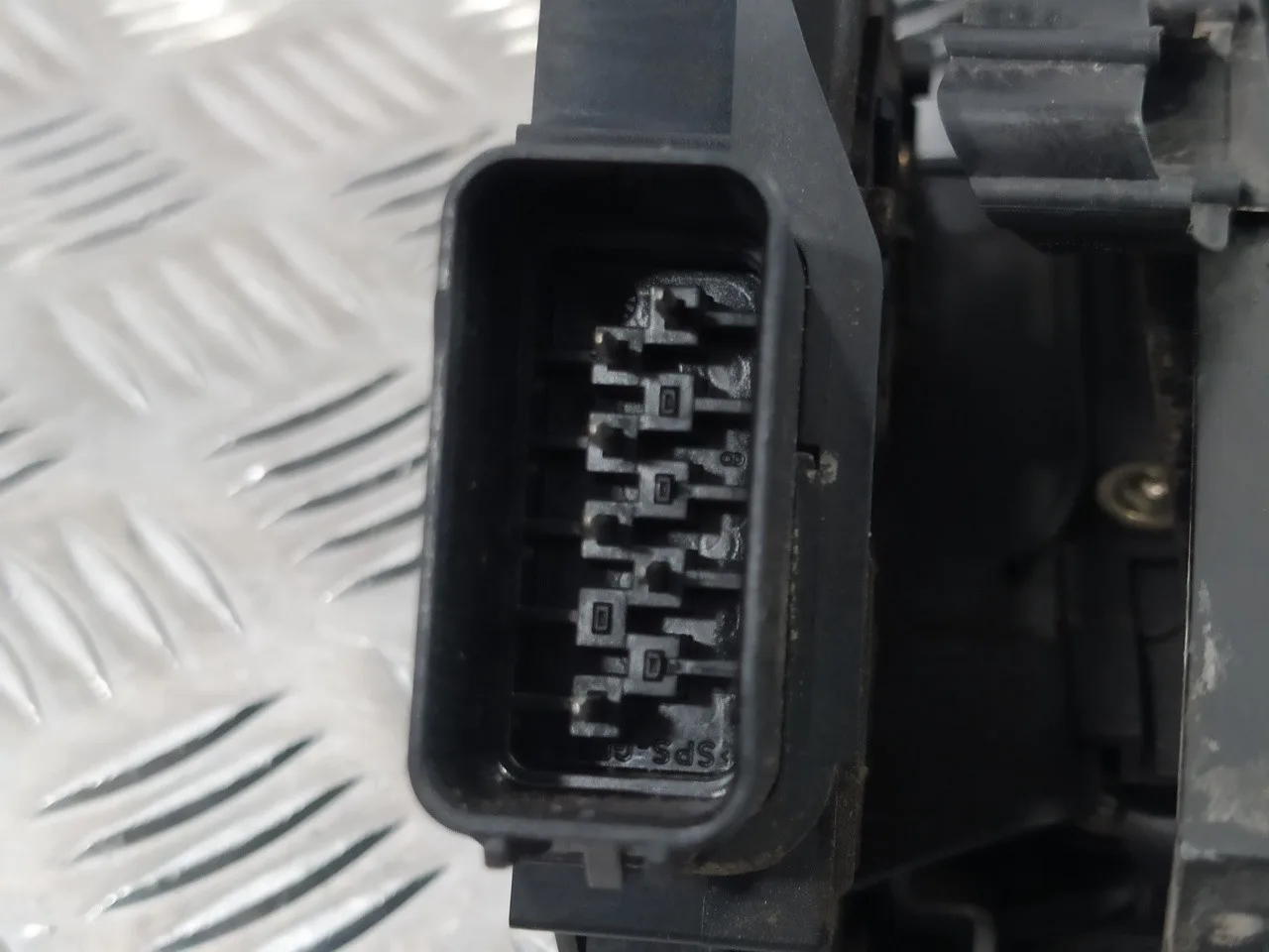 Cerradura Puerta Delantera Izquierda para Ford Focus Lim. (Cb4)