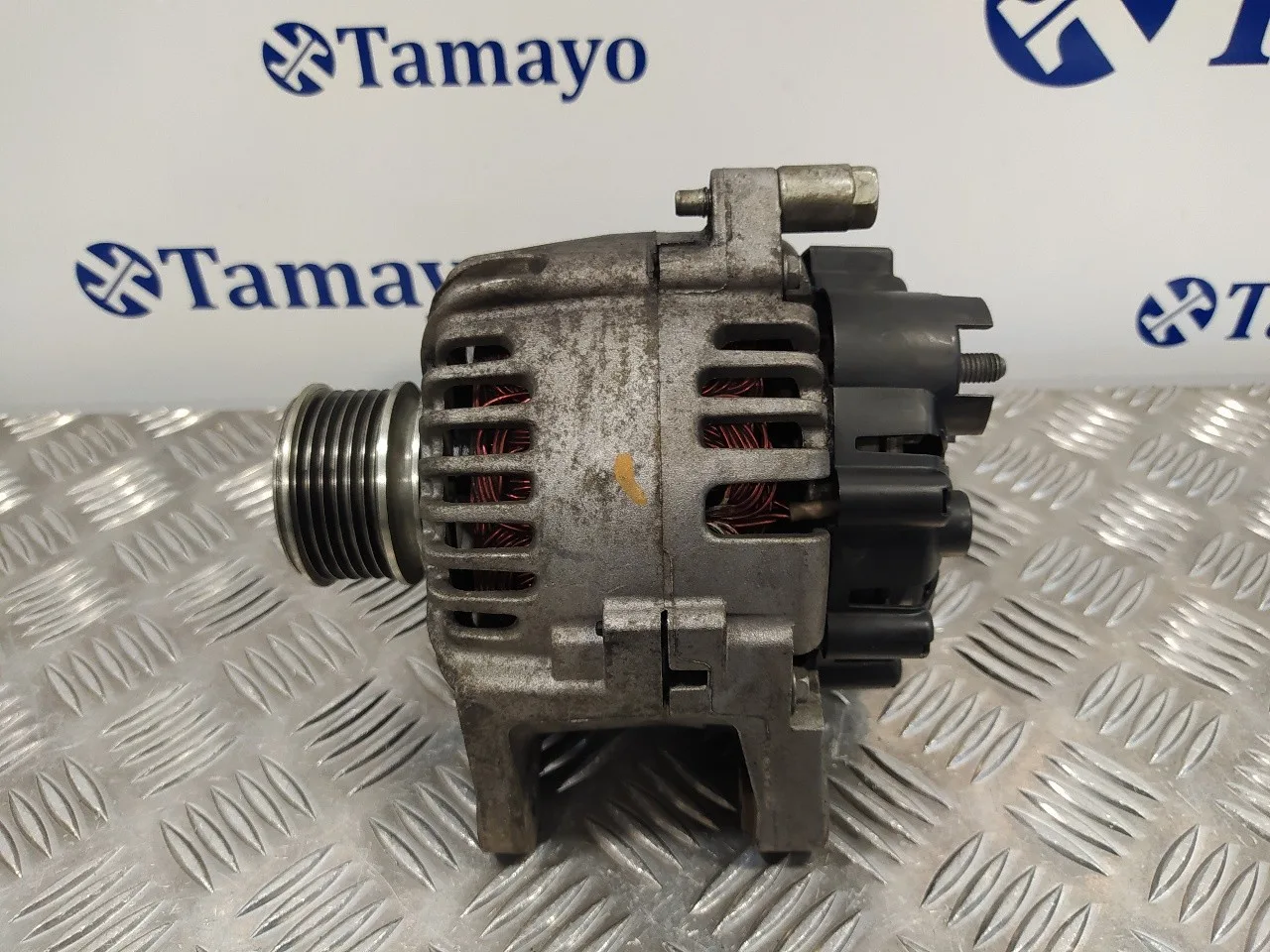 Alternador para Nissan Note (E11E)