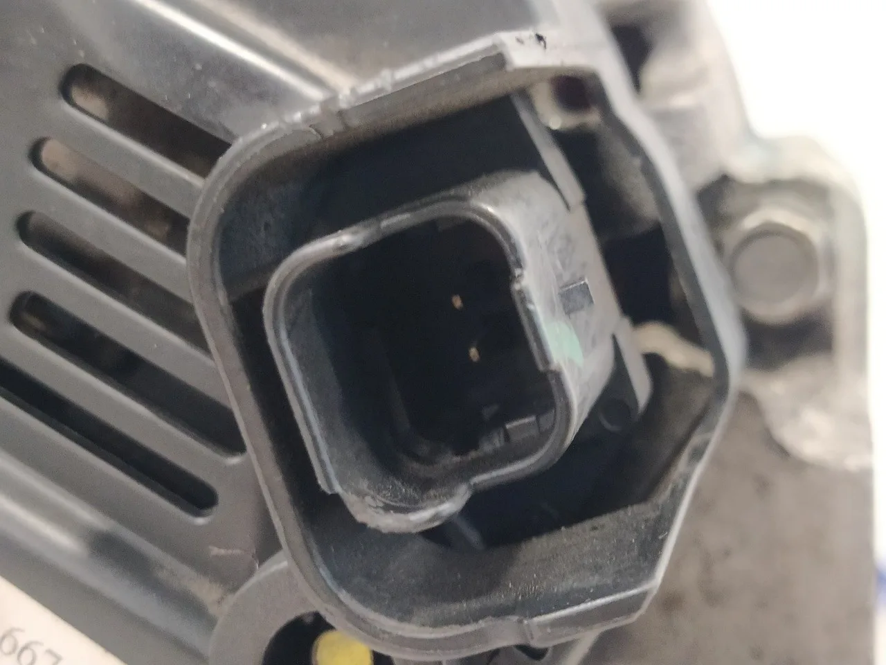 Alternador para Nissan Note (E11E)