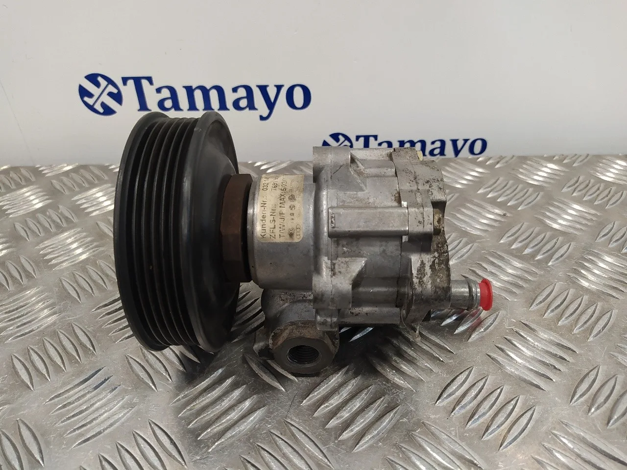 Bomba Direccion para Volkswagen Polo Berlina (6N2)