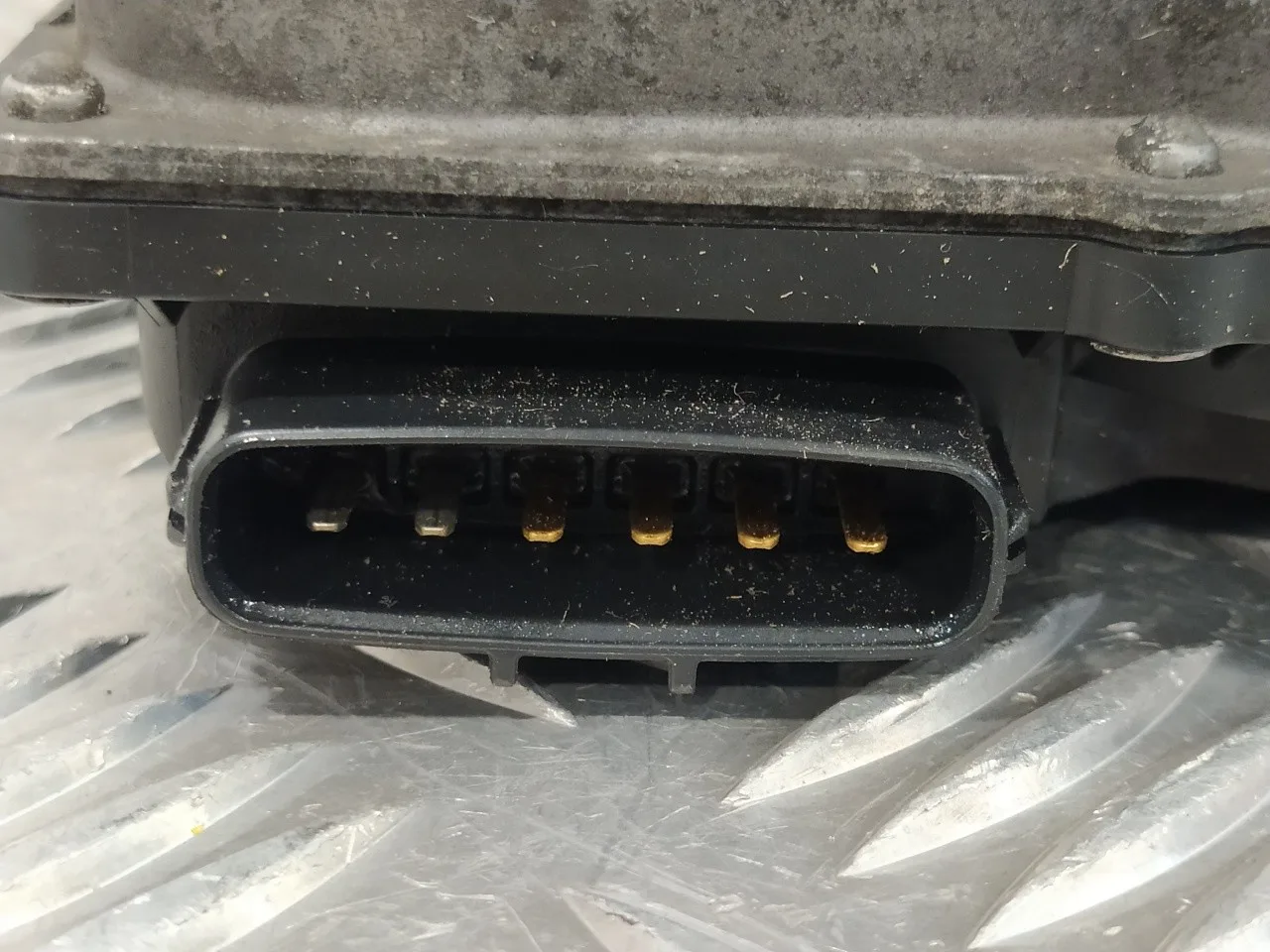 Caja Mariposa para Mazda 5 Berl. (Cr)