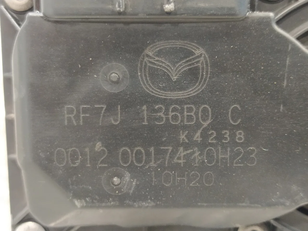 Caja Mariposa para Mazda 5 Berl. (Cr)