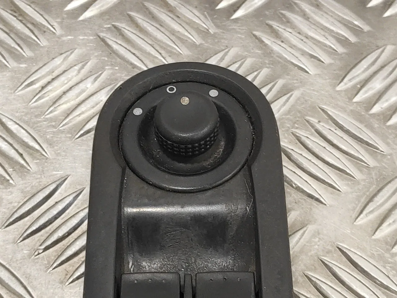 Mando Elevalunas Delantero Izquierdo para Renault Espace Iv (Jk0)