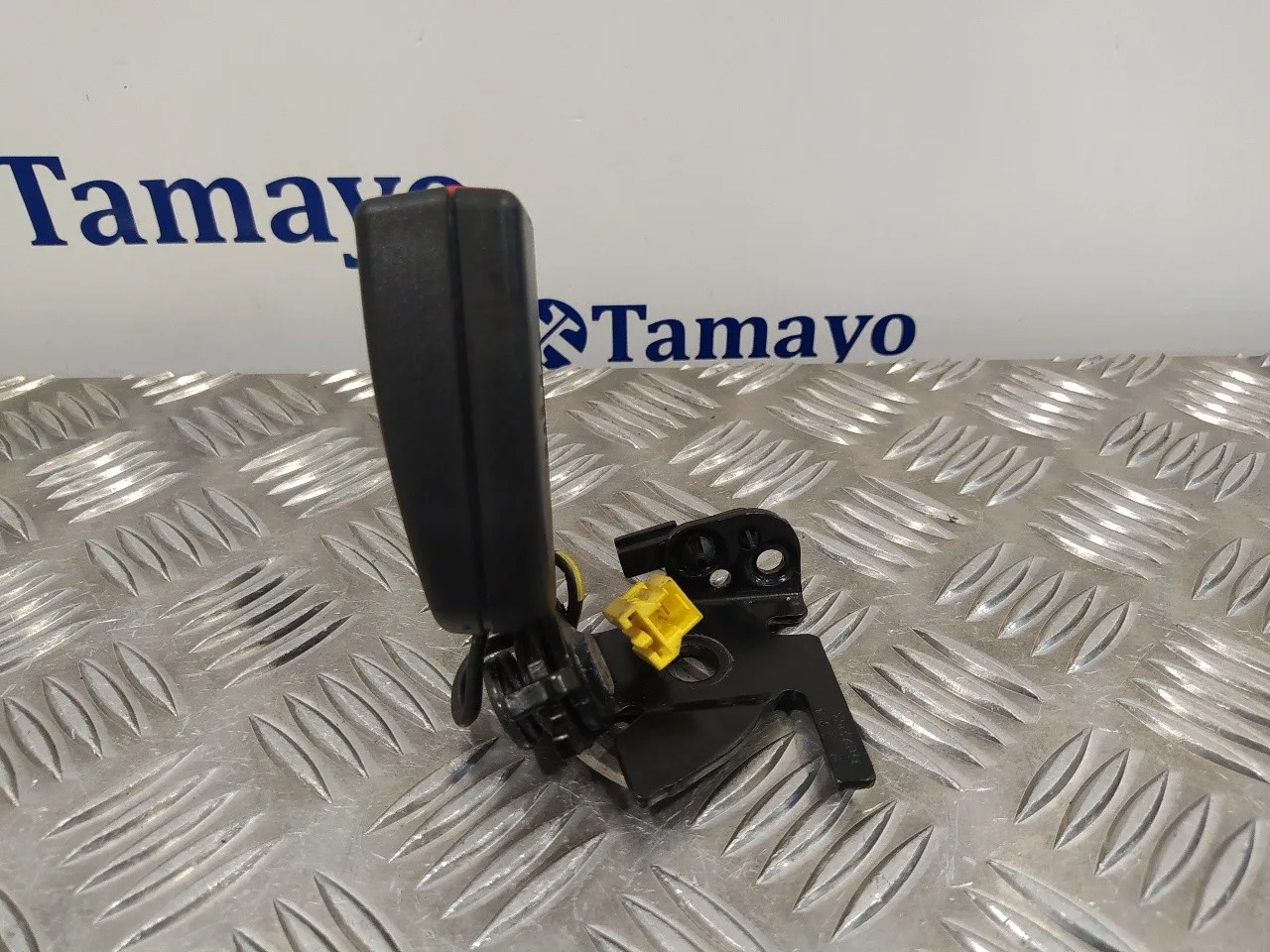 Anclaje Cinturon Trasero Derecho para Mercedes-Benz Clase E (W212) Lim.