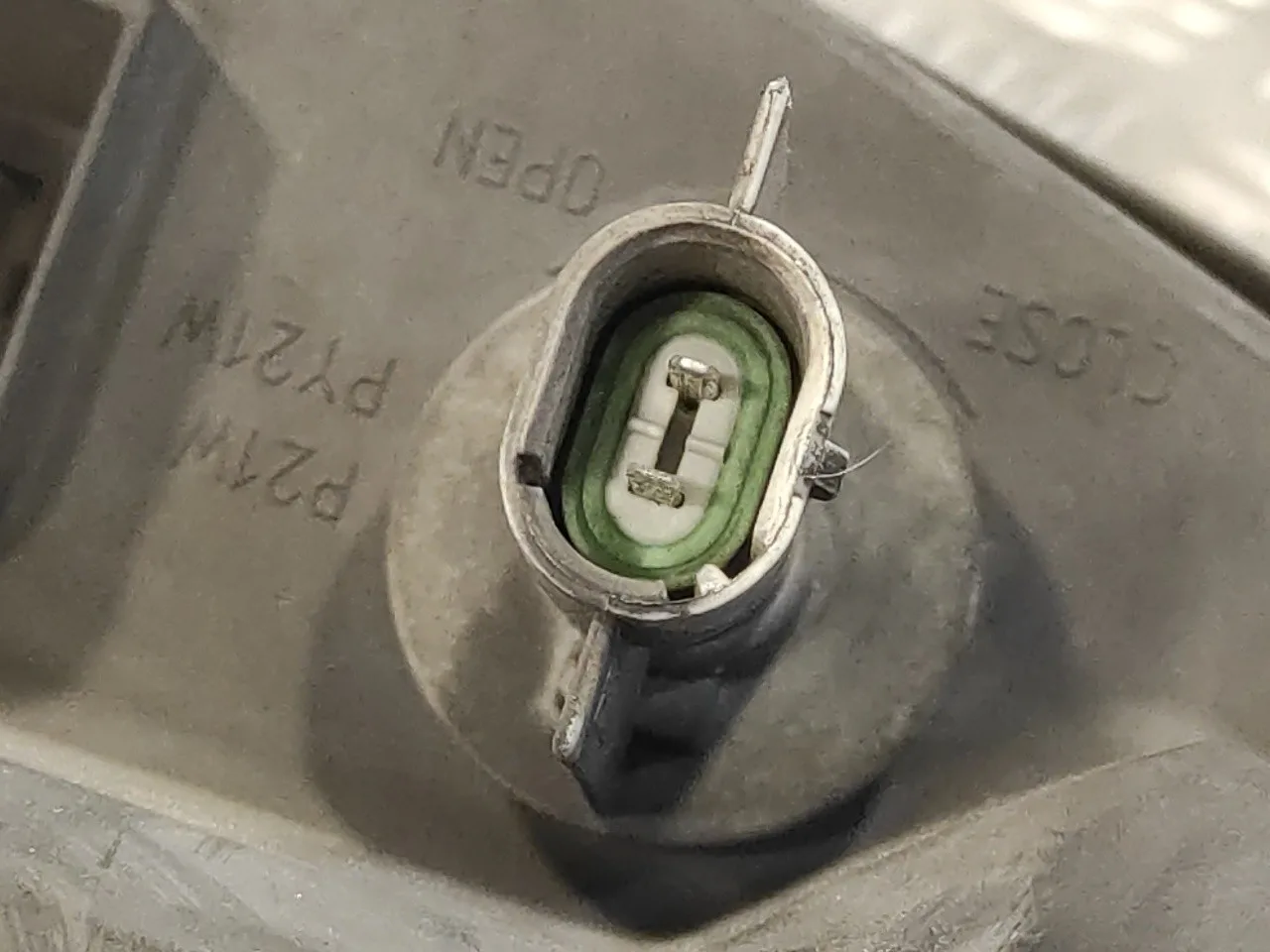 Faro Izquierdo para Nissan Primastar (X..)