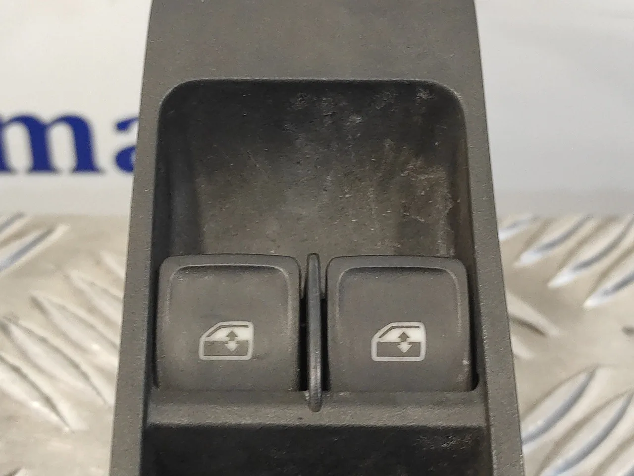 Mando Elevalunas Delantero Izquierdo para Skoda Fabia