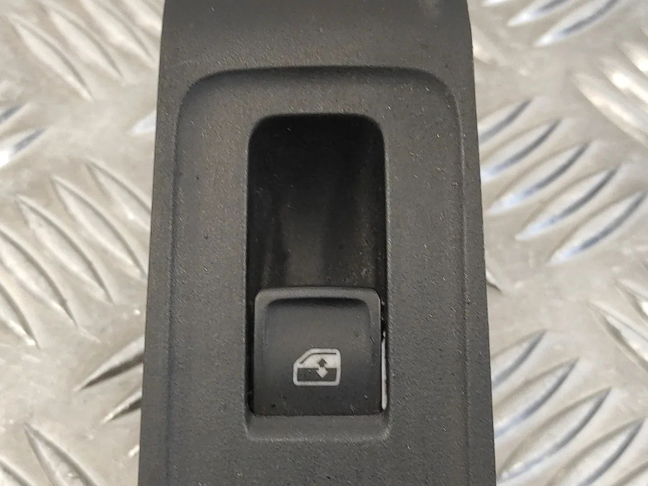 Mando Elevalunas Delantero Derecho para Skoda Fabia