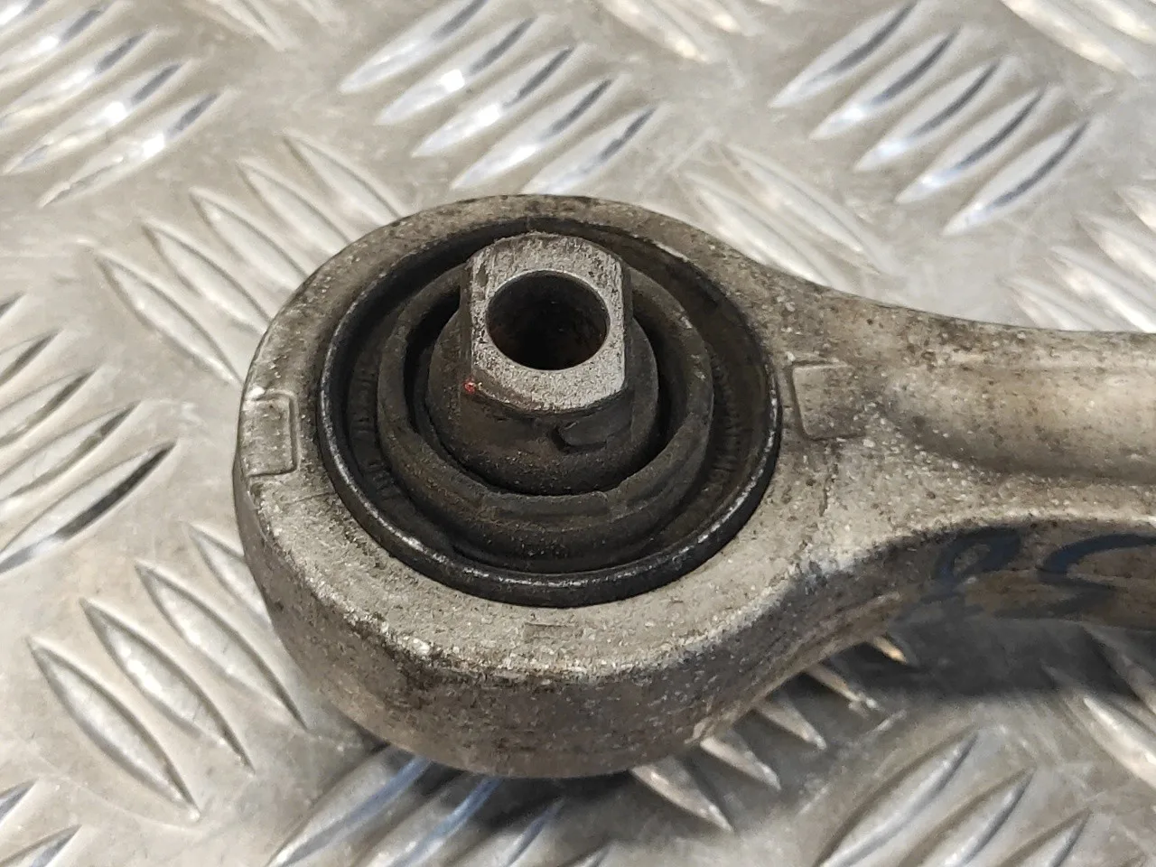 Brazo Suspension Inferior Delantero Izquierdo para Audi A4 Berlina (8E)