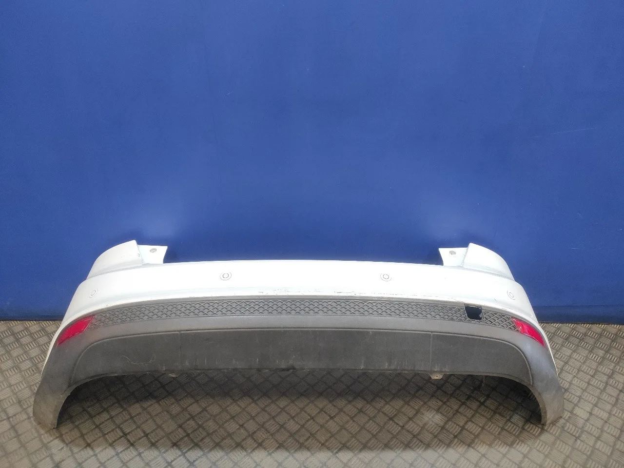 Paragolpes Trasero para Ford Focus Turn.