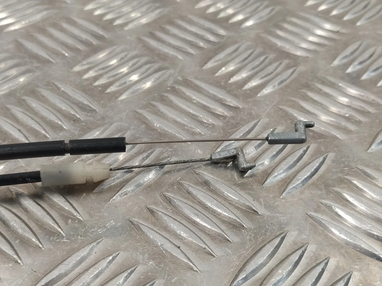 Cerradura Puerta Trasera Izquierda para Mazda 6 Berlina (Gg)