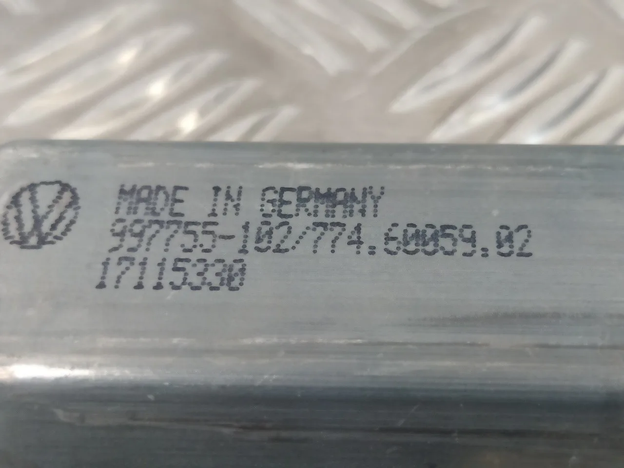 Motor Elevalunas Trasero Derecho para Volkswagen Passat Berlina (3C2)