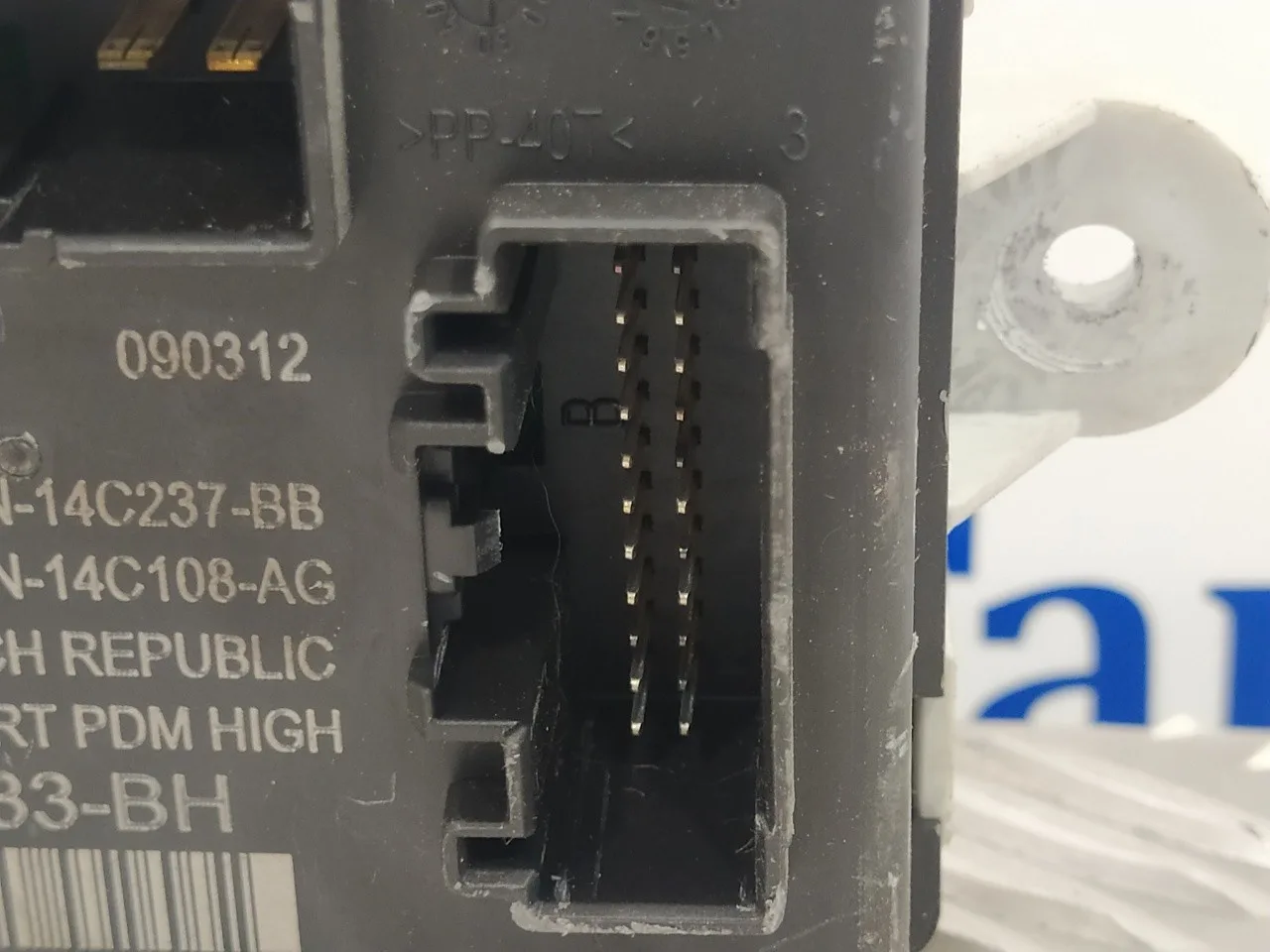 Centralita Confort para Ford Focus Turn.