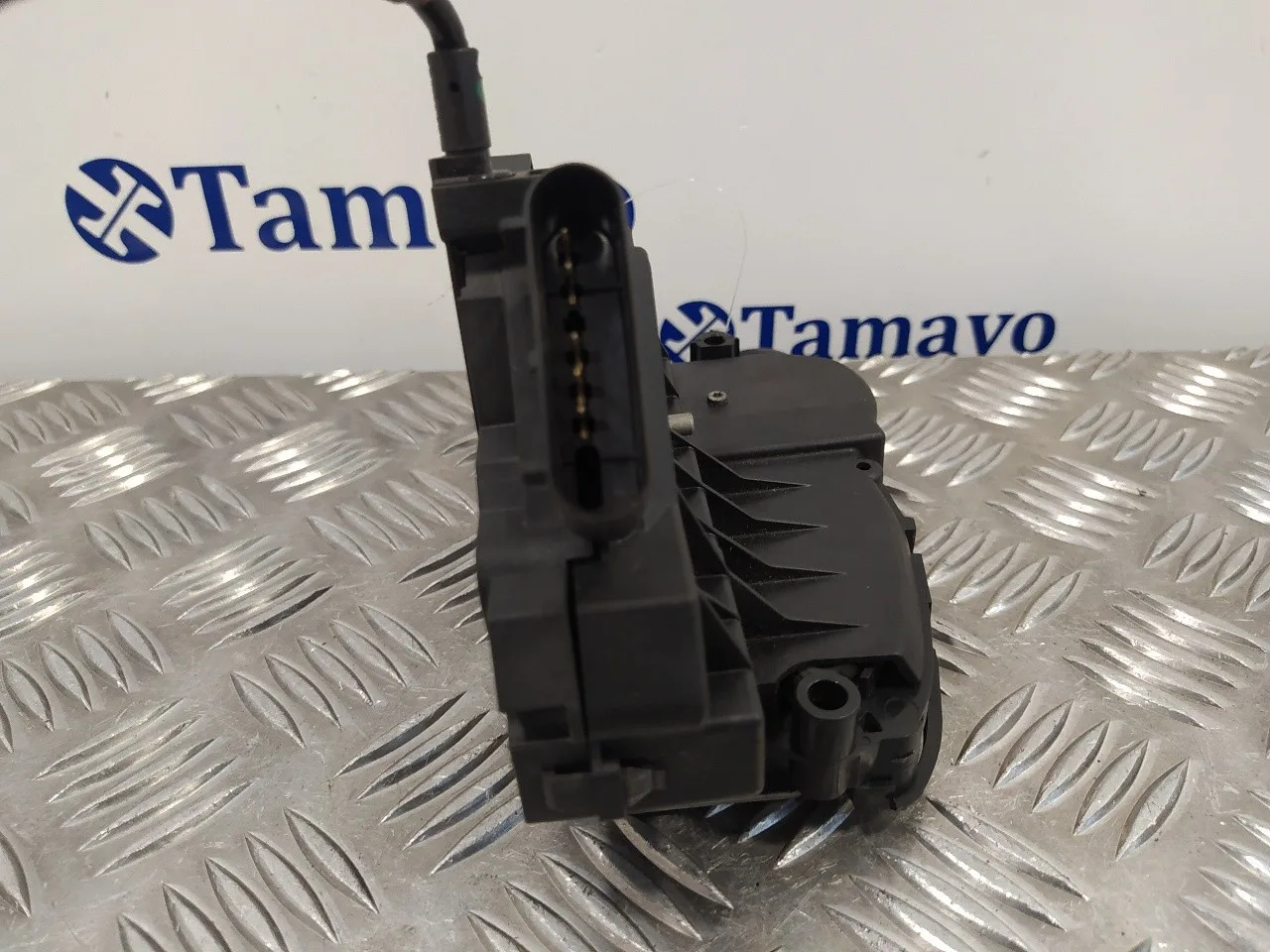 Cerradura Puerta Delantera Izquierda para Ford Focus Turn.