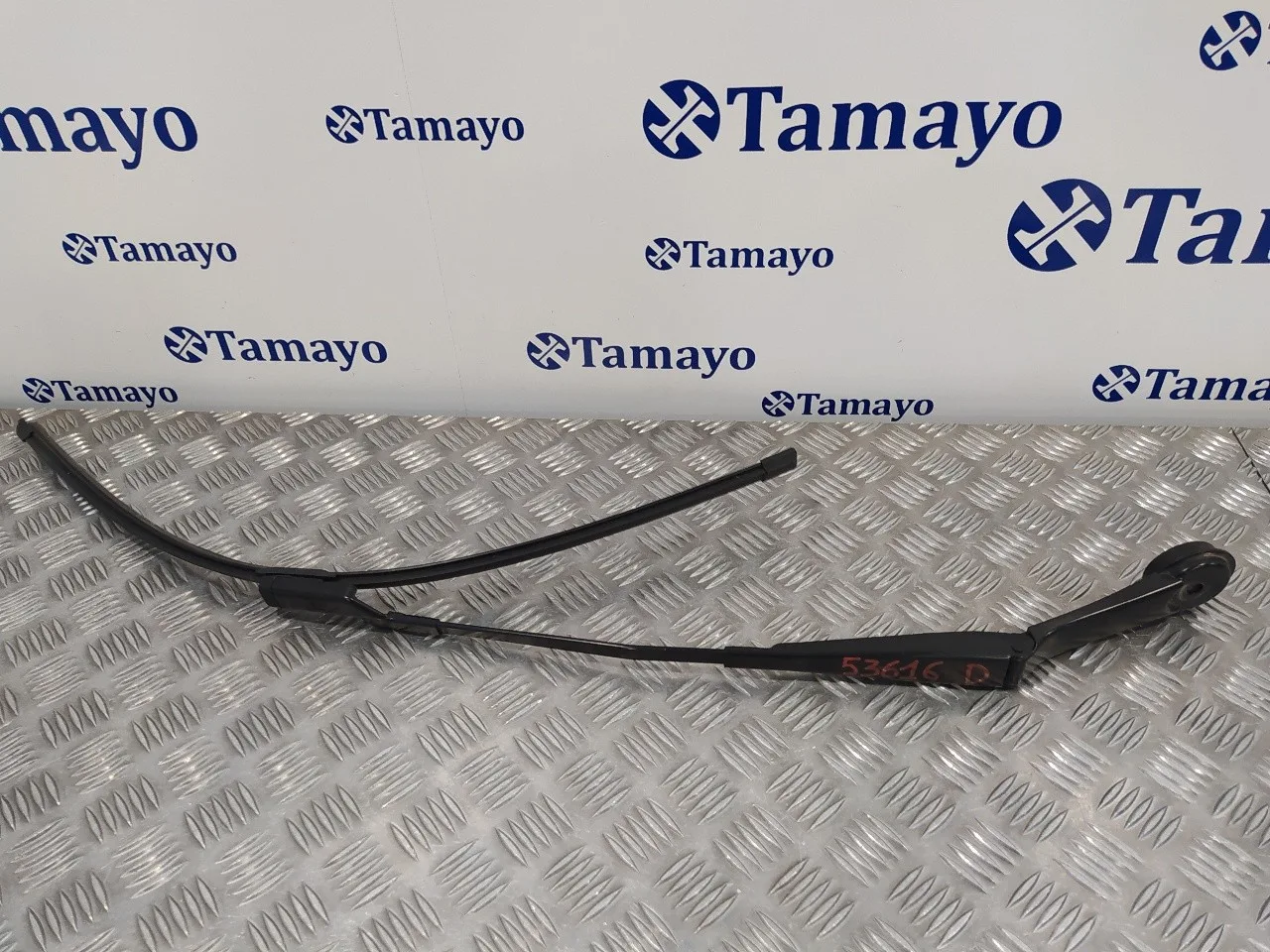 Brazo Limpia Delantero Derecho para Ford Focus Turn.