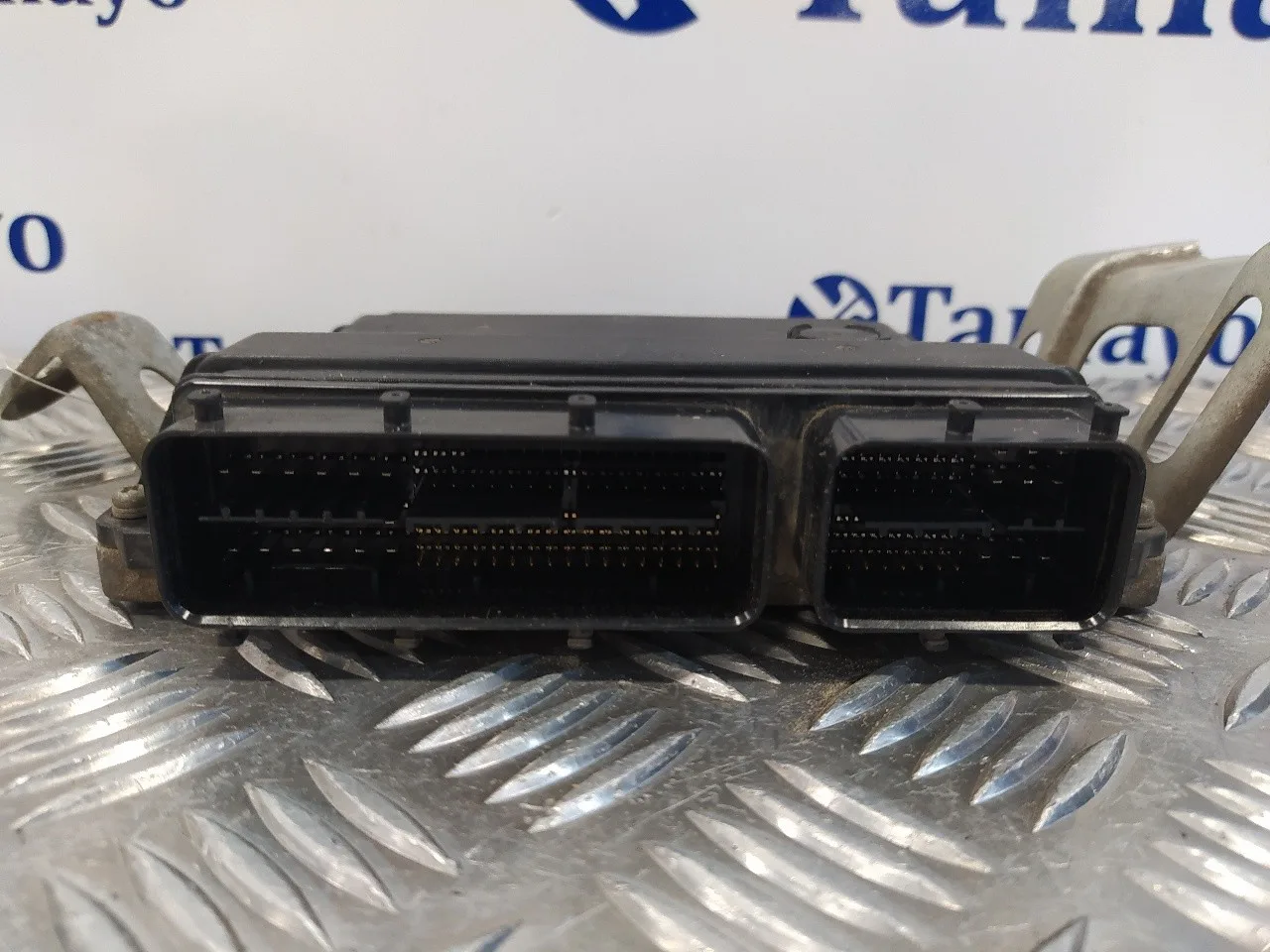 Centralita Motor Uce para Toyota Yaris (Ksp9/Scp9/Nlp9)