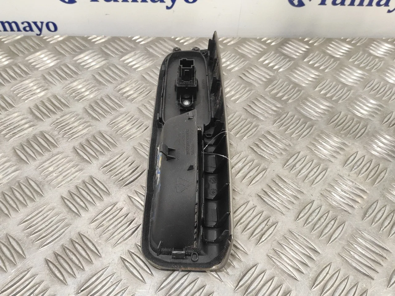 Mando Elevalunas Delantero Derecho para Volvo S40 Berlina