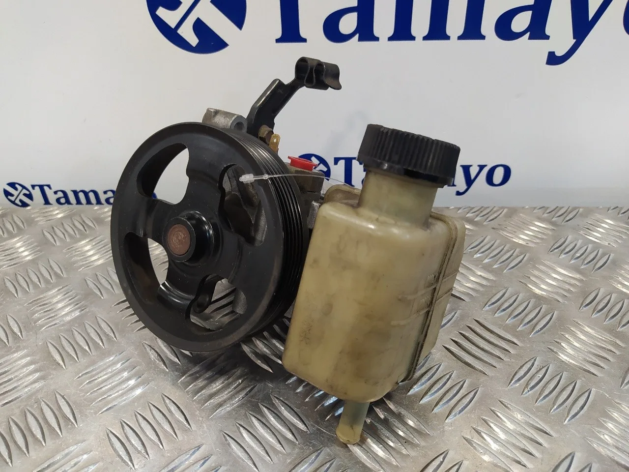 Bomba Direccion para Mazda 6 Berlina (Gg)
