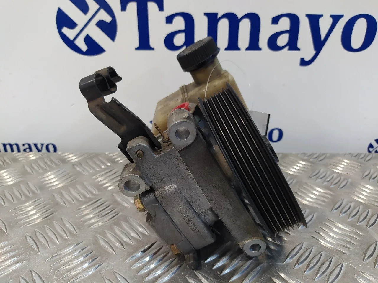 Bomba Direccion para Mazda 6 Berlina (Gg)