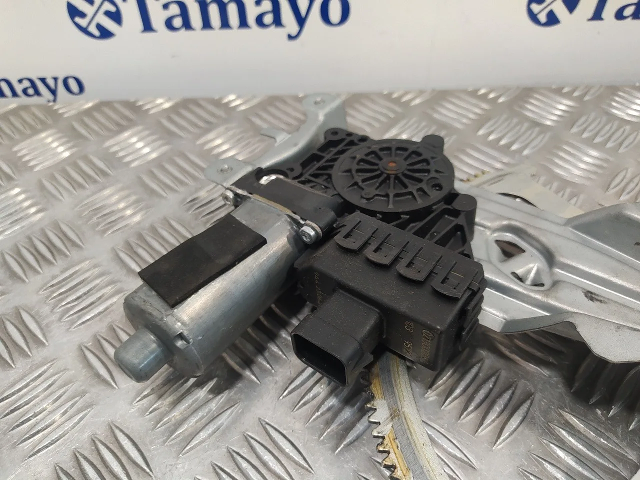 Elevalunas Delantero Derecho para Opel Zafira B